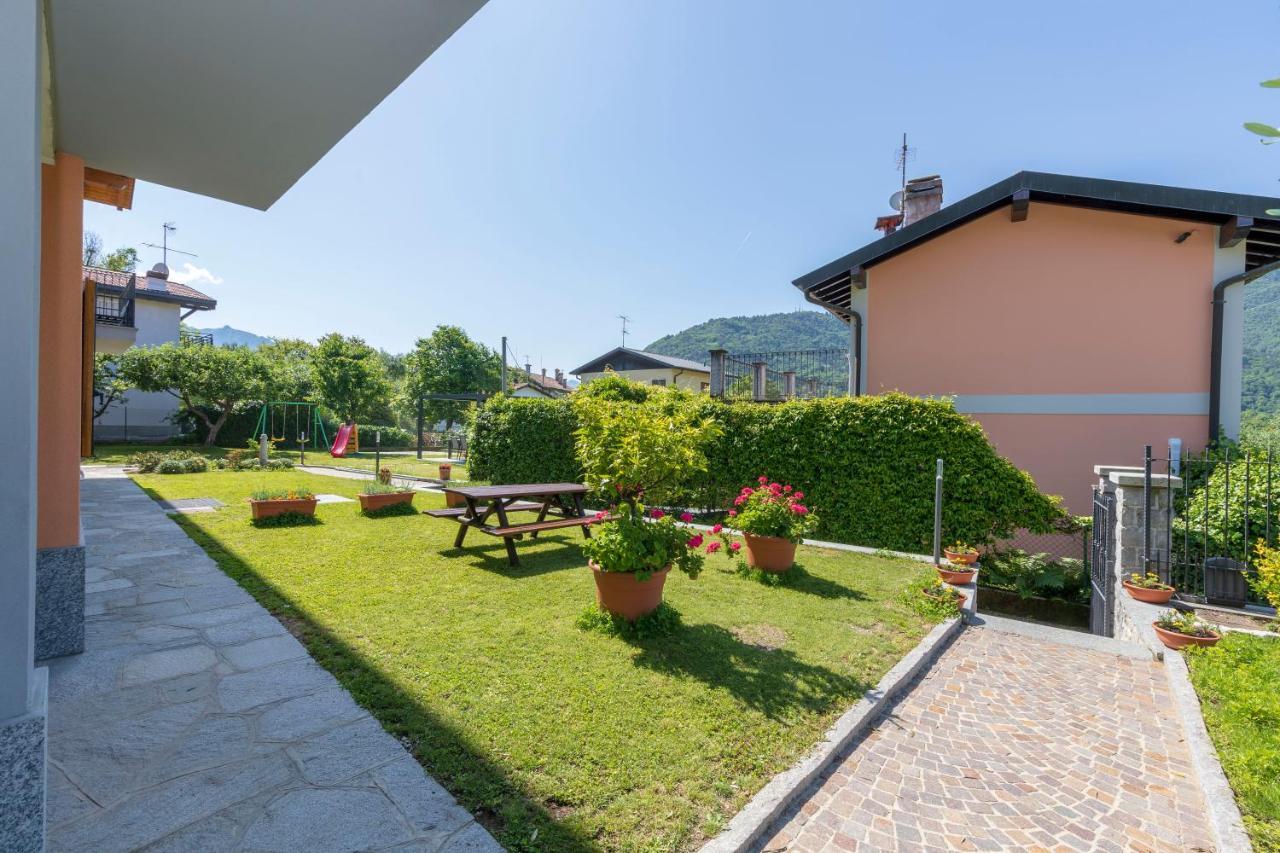 Apartment With Garden And Parking Bellagio Bagian luar foto