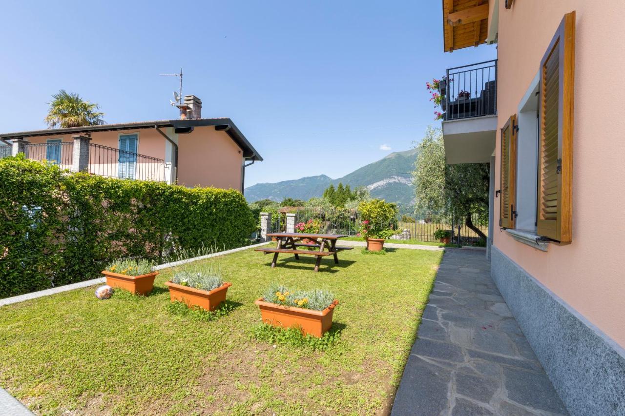 Apartment With Garden And Parking Bellagio Bagian luar foto