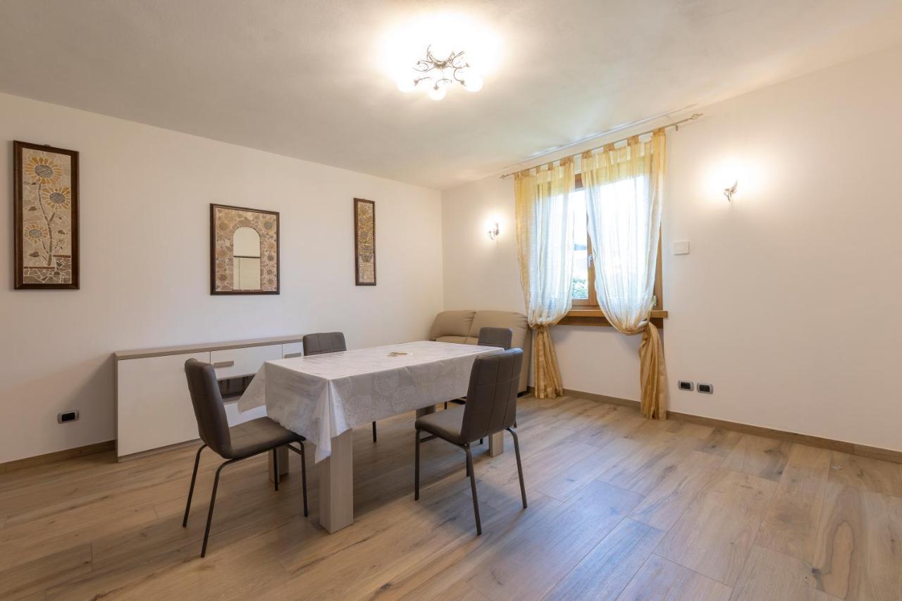 Apartment With Garden And Parking Bellagio Bagian luar foto
