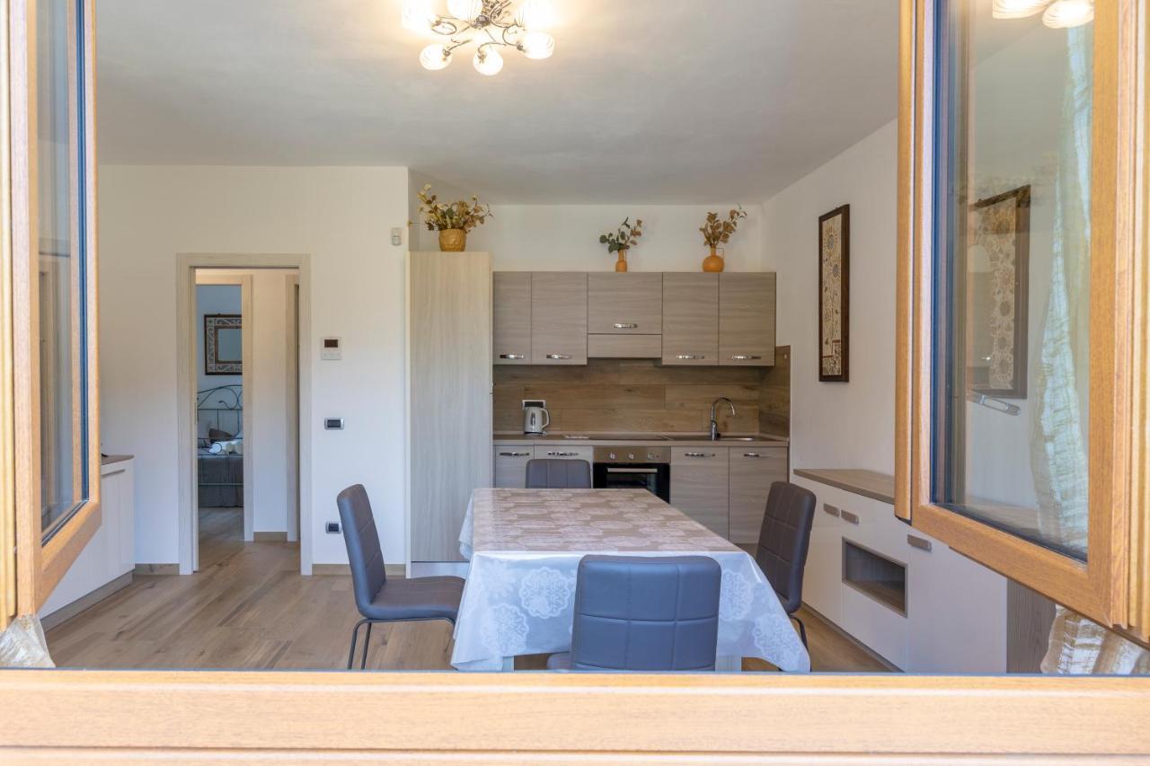 Apartment With Garden And Parking Bellagio Bagian luar foto